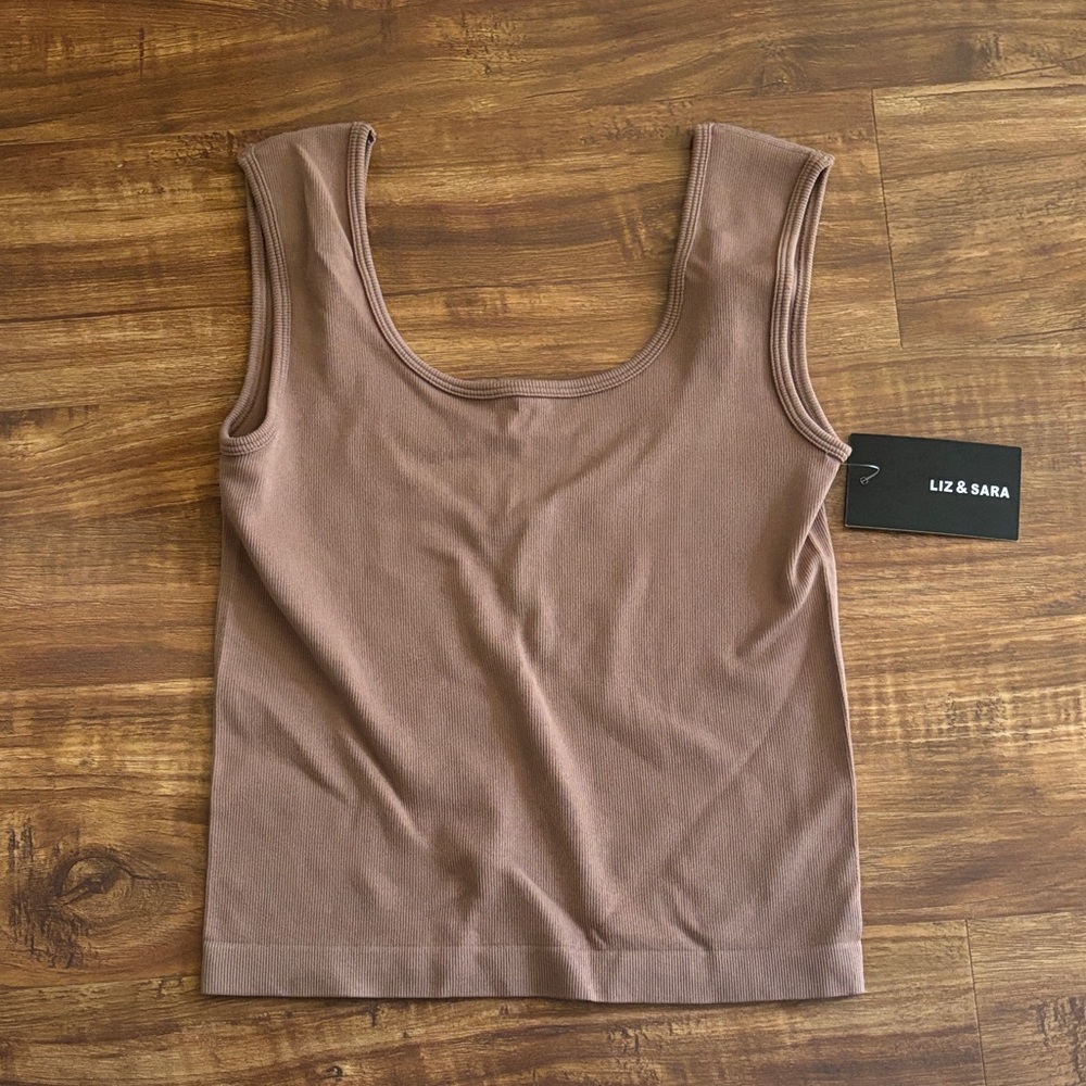 Liz & Sara Women's Brown Tank Top